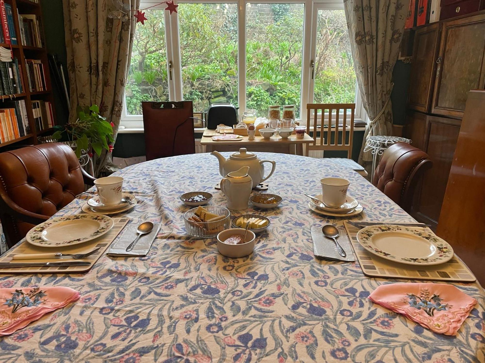 Livadia House At St Leonards On Sea Bed and Breakfast Exteriör bild